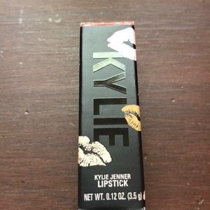 Kylie Jenner lipstick